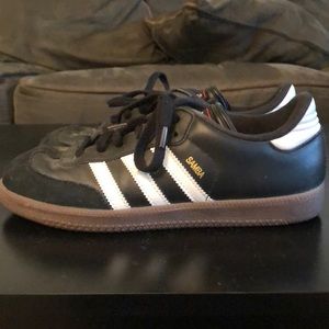 Adidas Samba Shoe. US Mens size 6, Womens 8